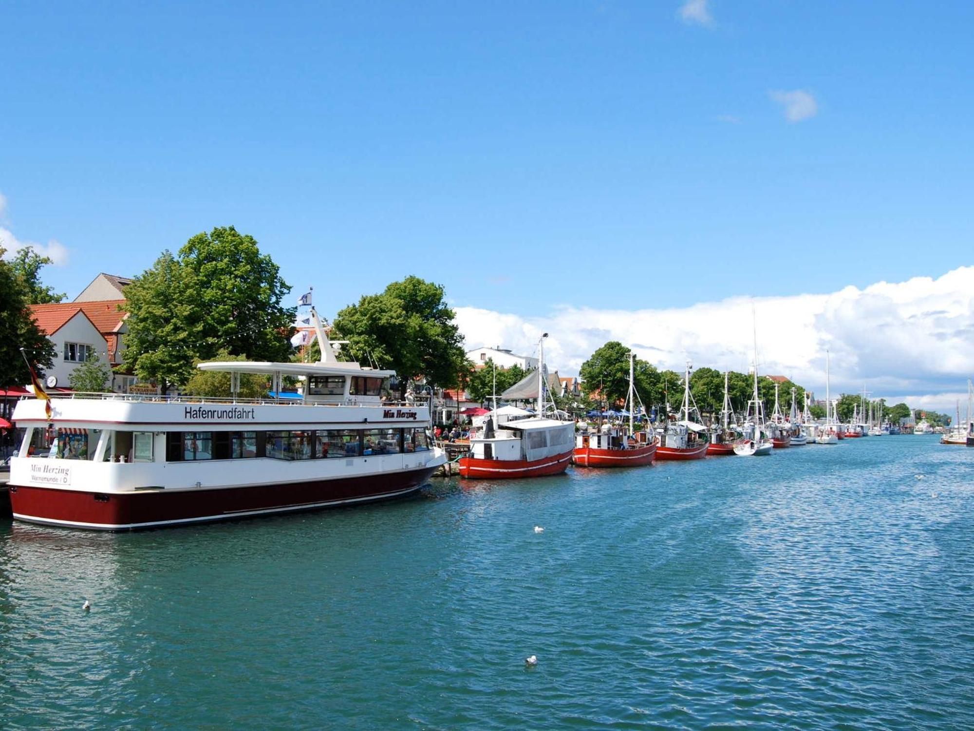 Ferienwohnungen Sonnenstrand รอสต็อค ภายนอก รูปภาพ